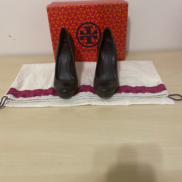 Tory Burch Platform Heels - Picture 2 of 3